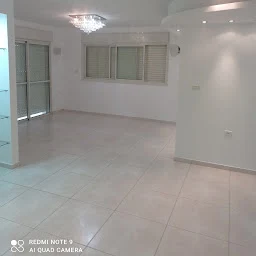 הלוגו של צבעי בקריות - צביעת דירה בקריות -. צבעי מומלץ בקריות