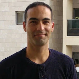 הלוגו של יניב כהן קבלן חשמל ושיפוצים